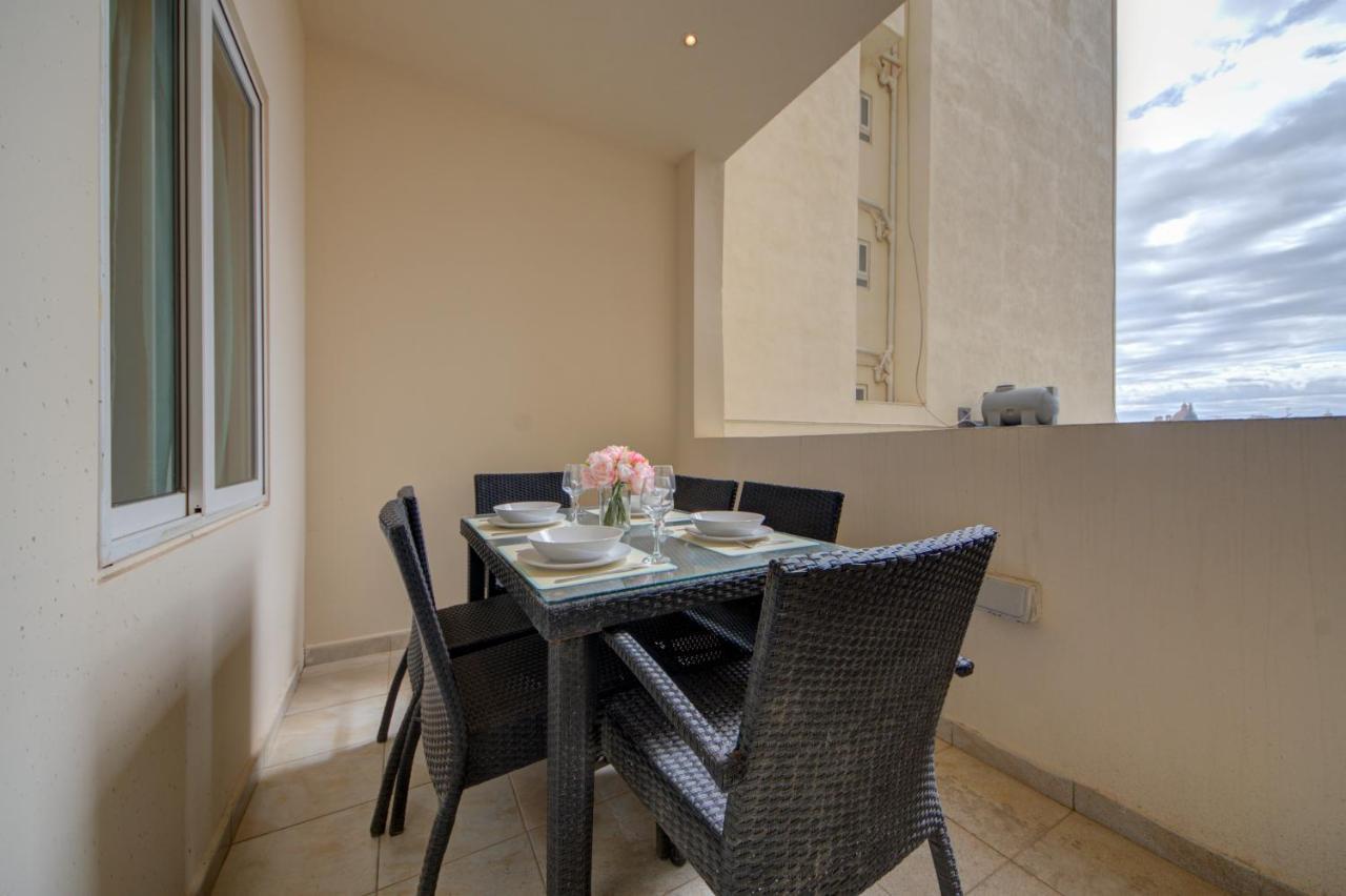 Sapphire Residences - Apartments & Penthouse In Central Sliema By Shortletsmalta ภายนอก รูปภาพ