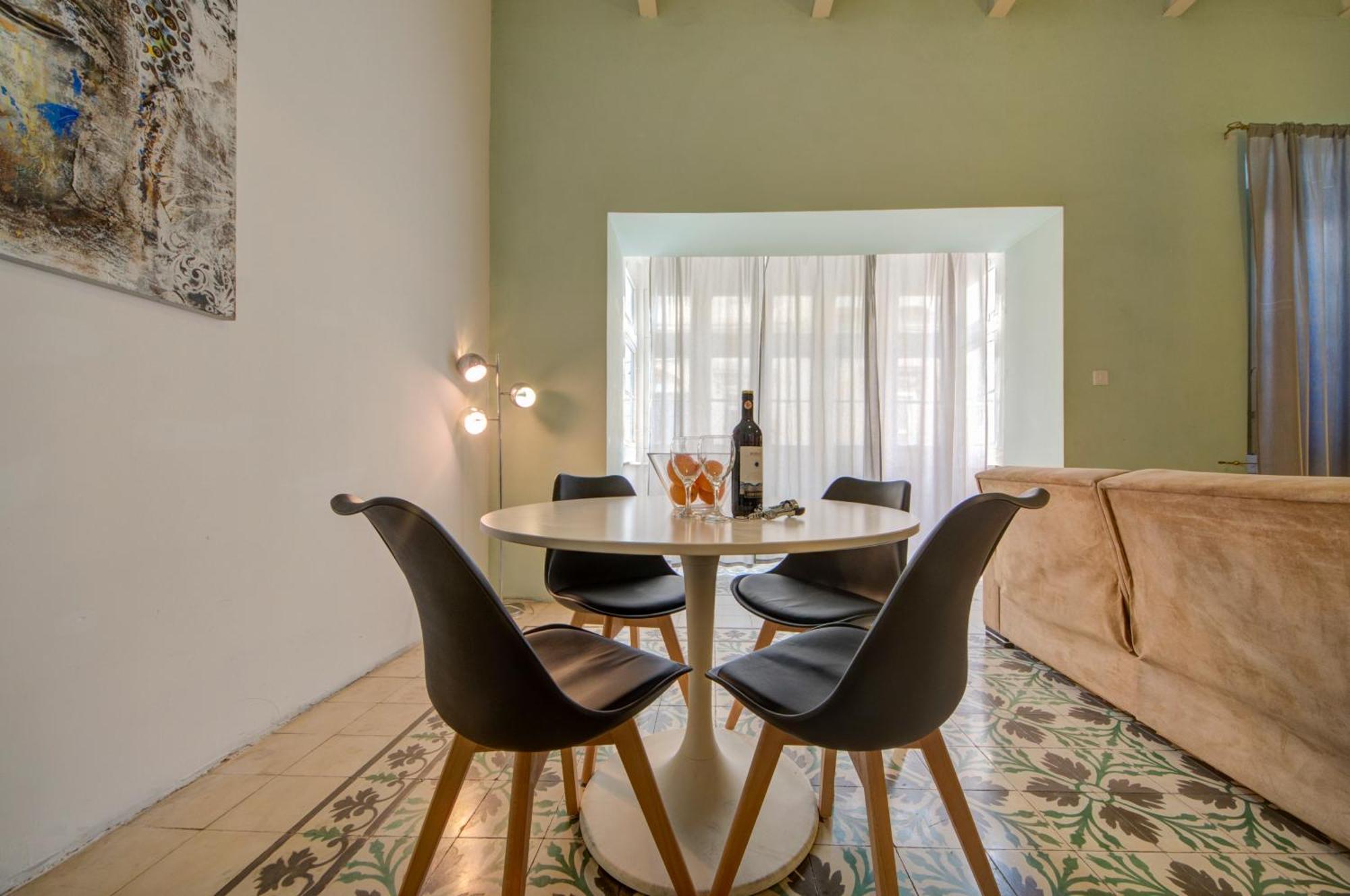 Sapphire Residences - Apartments & Penthouse In Central Sliema By Shortletsmalta ภายนอก รูปภาพ