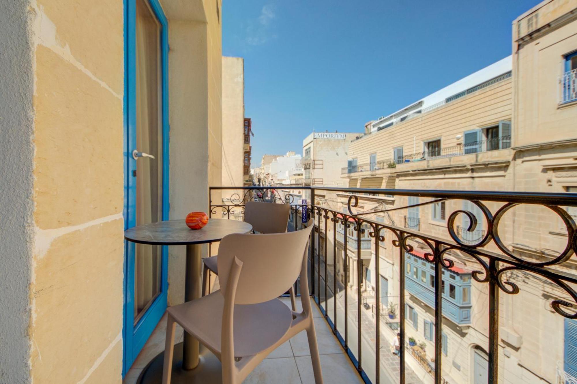 Sapphire Residences - Apartments & Penthouse In Central Sliema By Shortletsmalta ภายนอก รูปภาพ