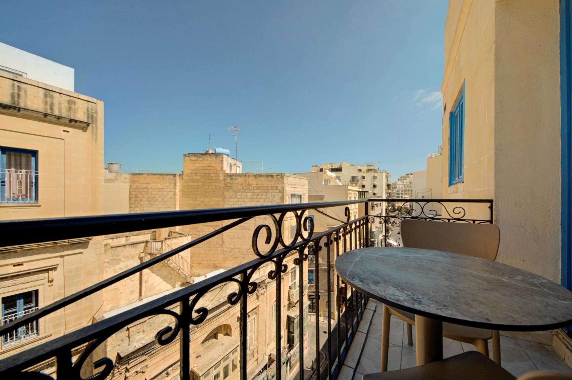 Sapphire Residences - Apartments & Penthouse In Central Sliema By Shortletsmalta ภายนอก รูปภาพ