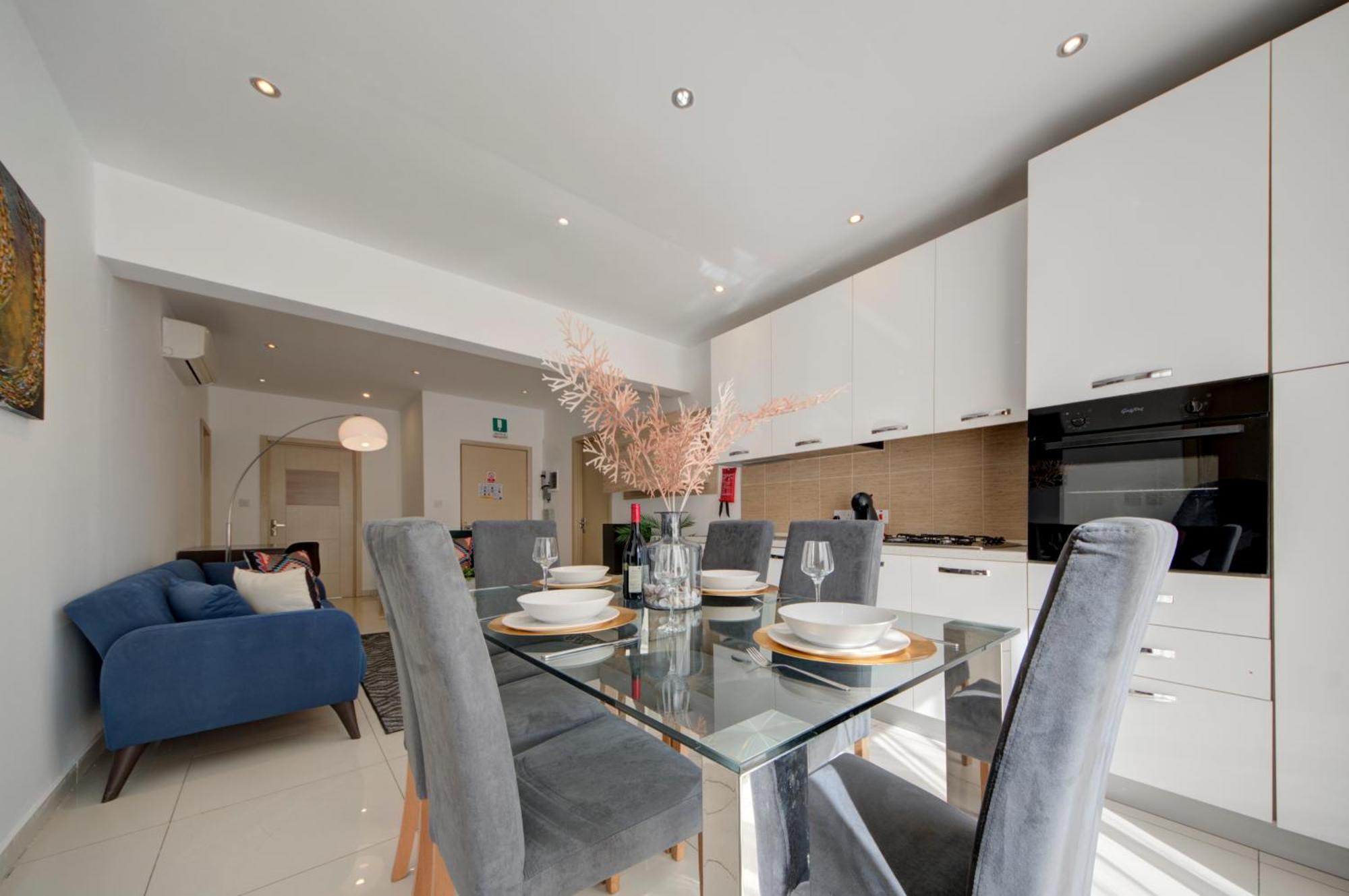 Sapphire Residences - Apartments & Penthouse In Central Sliema By Shortletsmalta ภายนอก รูปภาพ