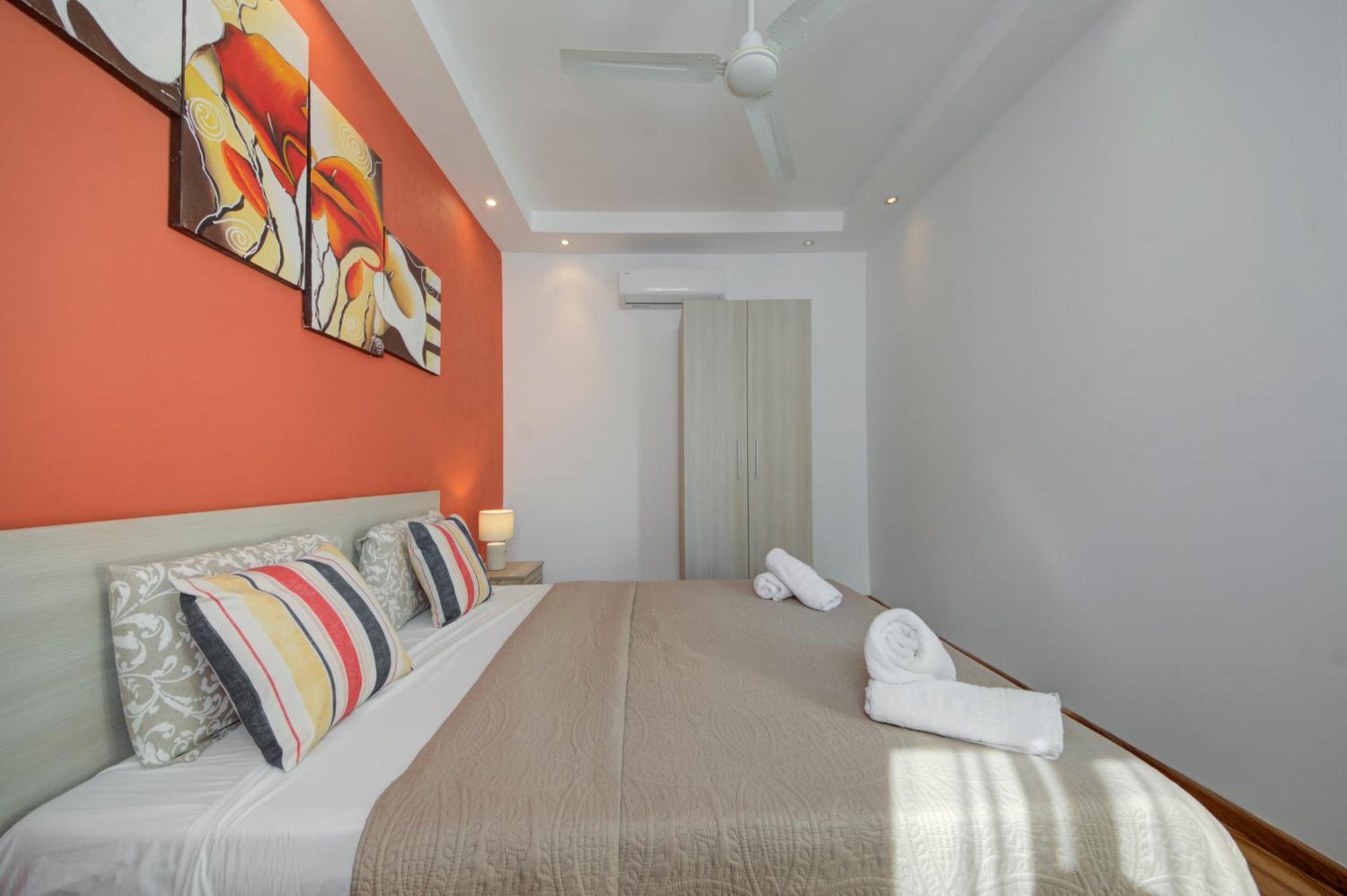 Sapphire Residences - Apartments & Penthouse In Central Sliema By Shortletsmalta ภายนอก รูปภาพ